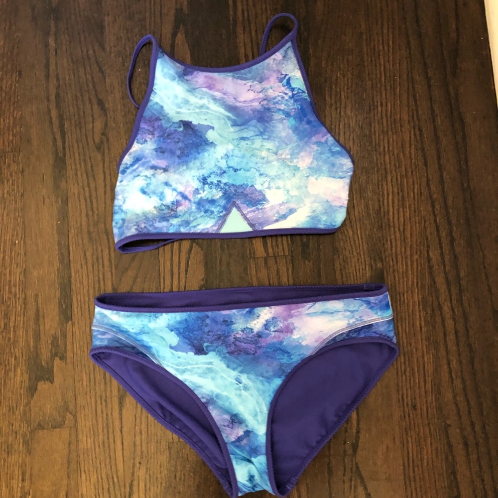 IVIVVA SWIM BIKINI TOP AND BOTTOMS